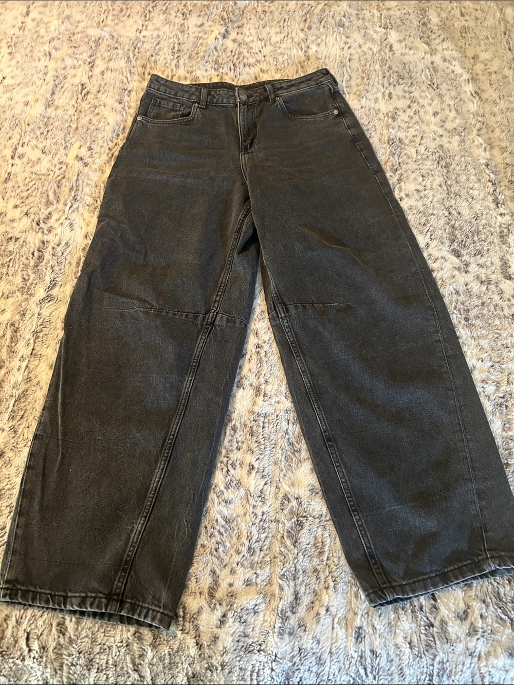 H&M Wide-Leg Flare Jeans - Faded Black